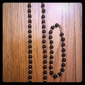 Onyx and gold necklace and bracelet